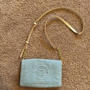 Elegant Blue Crossbody Purse